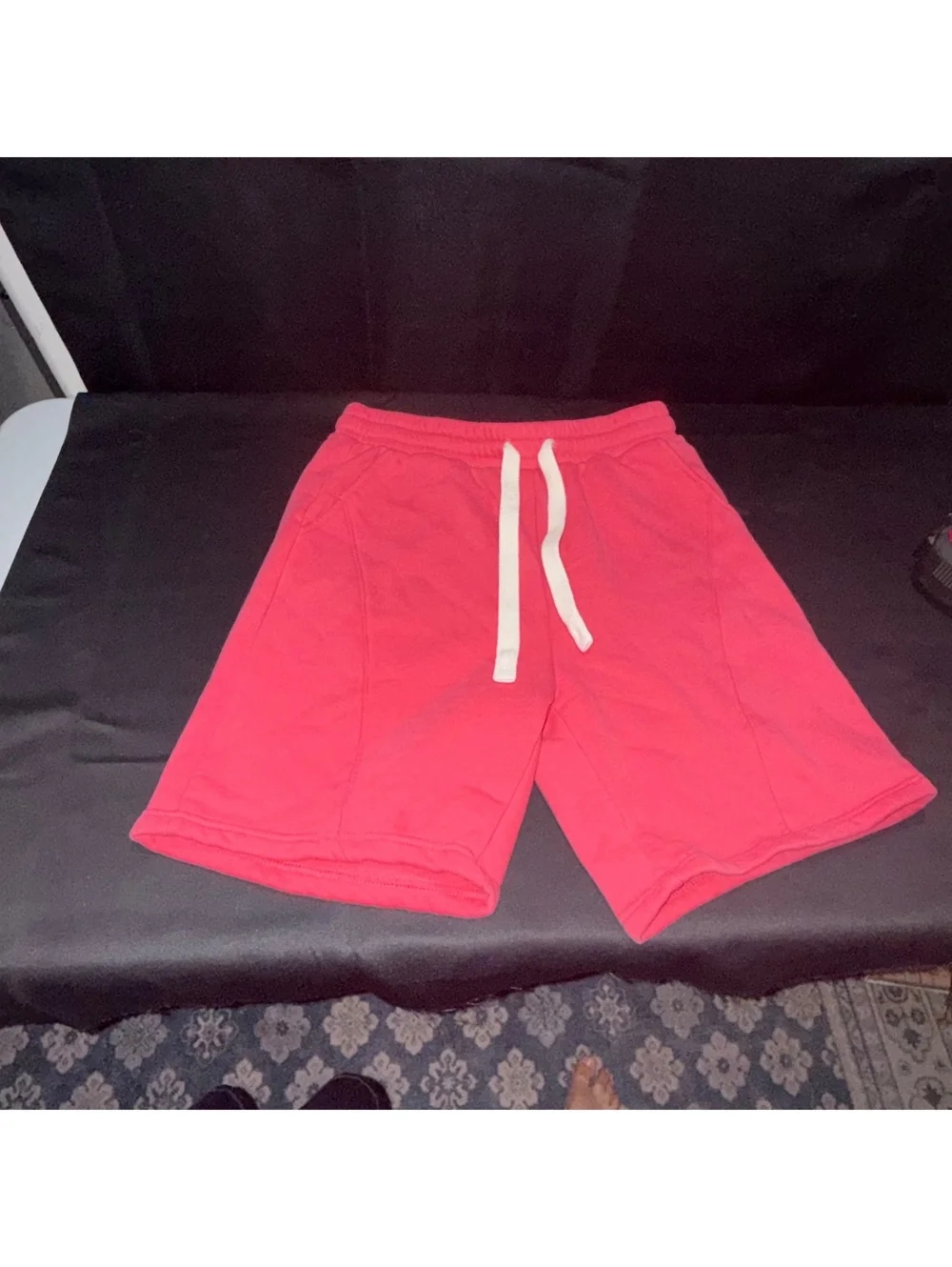 Red Cotton-Polyester Blend Casual Shorts with Drawstring
